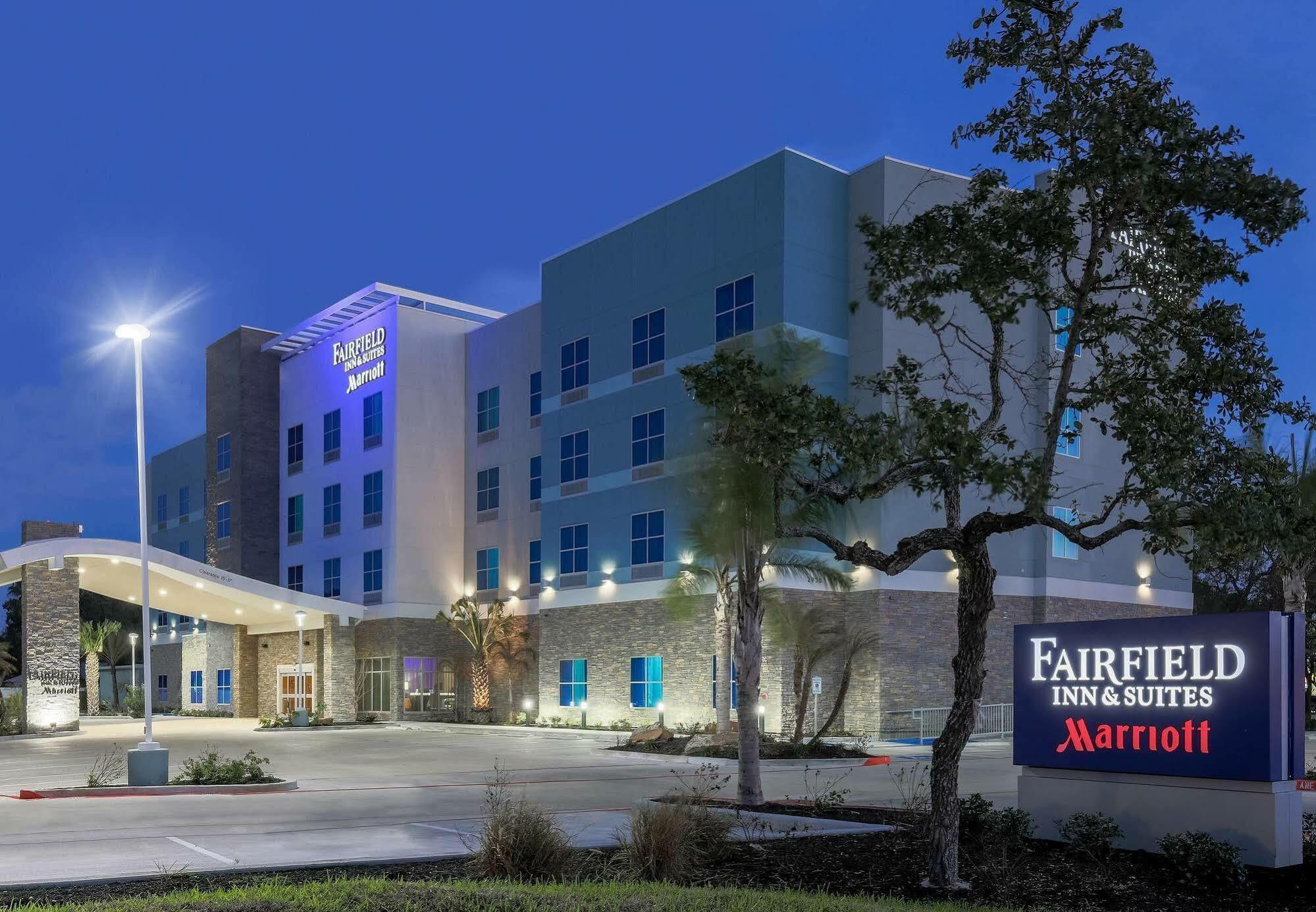 Fairfield Inn & Suites By Marriott Рокпорт Экстерьер фото